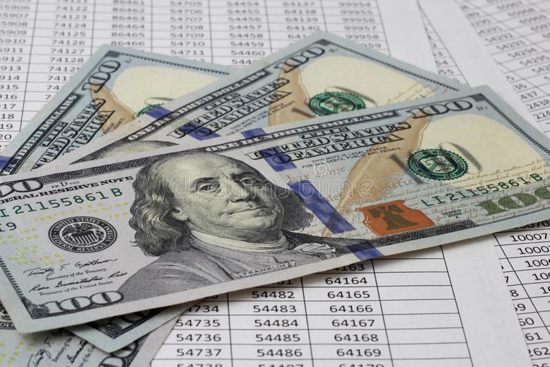 Դոլարի փոխարժեքը նվազել է