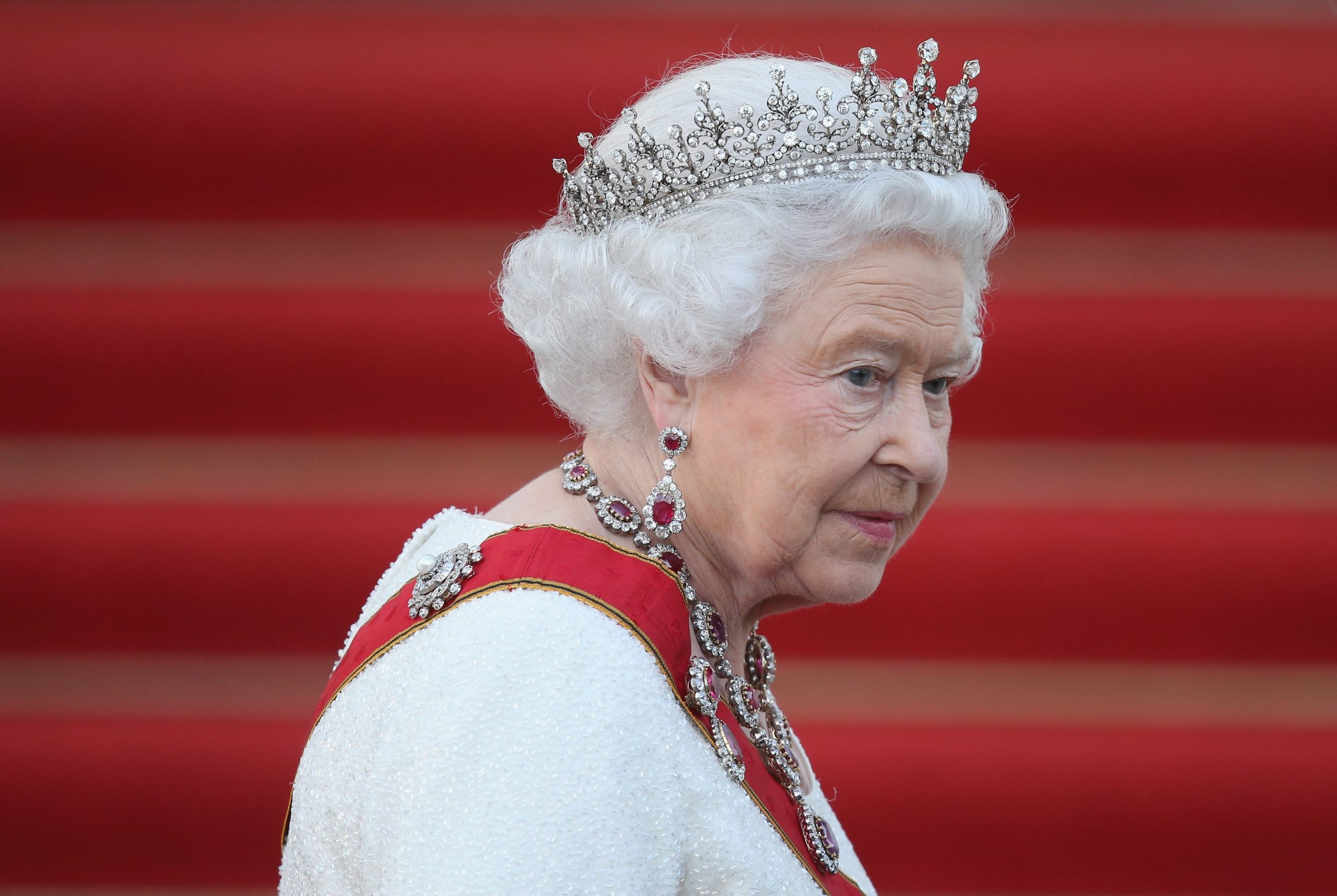 Անգլիայի թագուհին չի մասնակցի Զատիկի կիրակիի արարողությանը