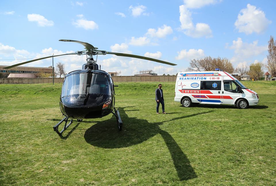 Команда врачей Армении на вертолете вылетела в Степанакерт