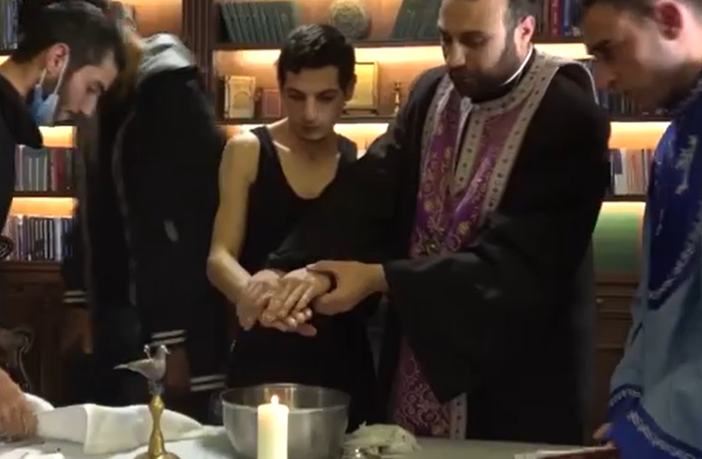 Զինվորի տանը մկրտություն է կատարվել․ կնքահայրը՝ Հերոս Տիգրանն է (տեսանյութ)