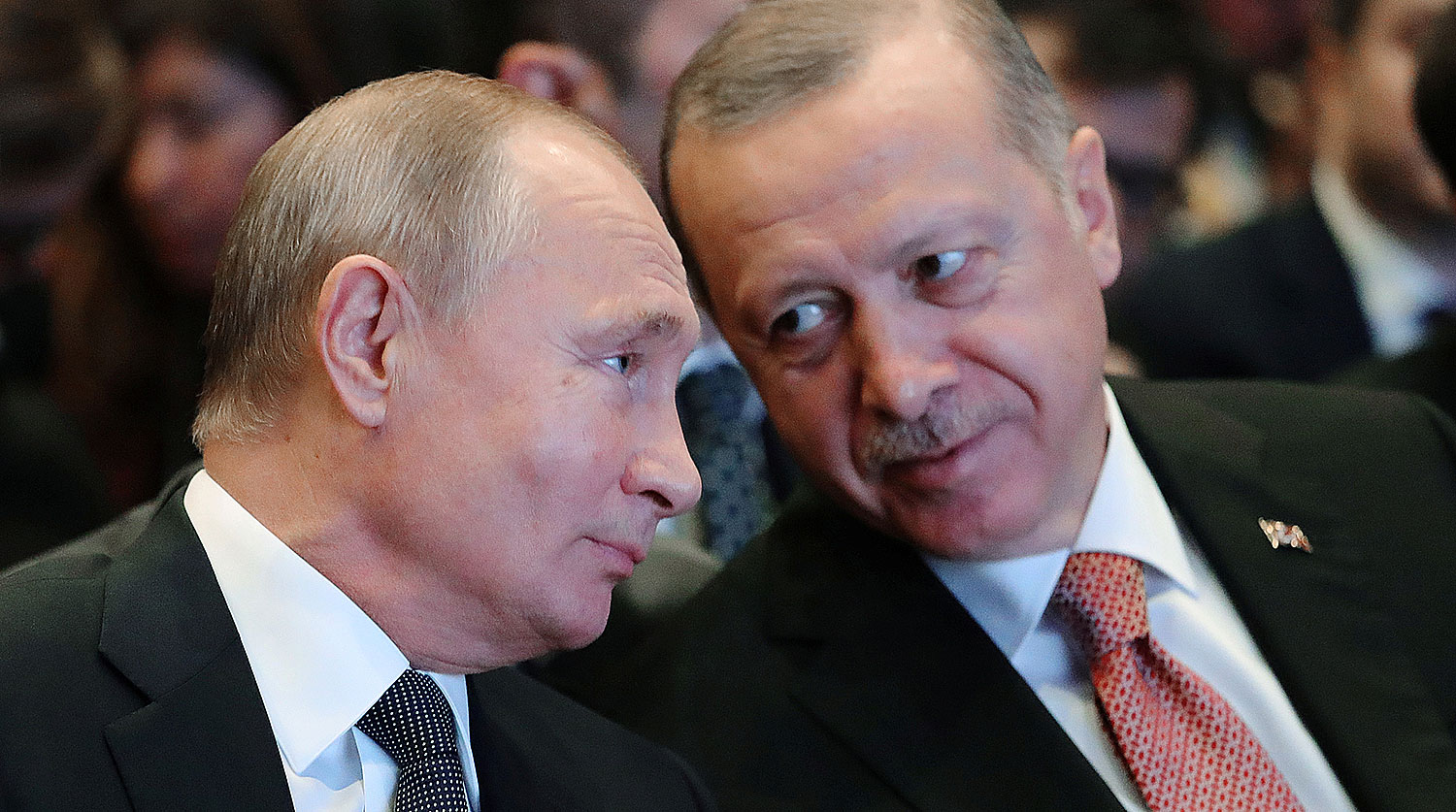Эрдоган попросил Путина не препятствовать действиям турецких военных в Идлибе