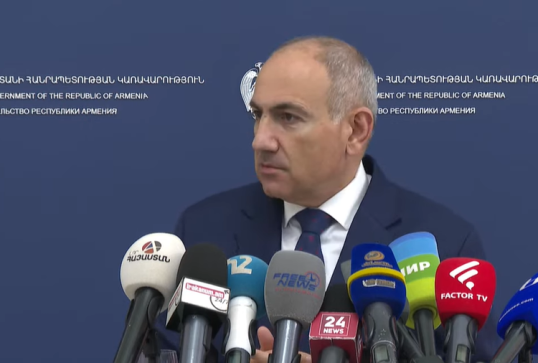 Ես չեմ ասել եպիսկոպոսներից մեկը, ասել եմ՝ Կտրիճ Ներսիսյանի եղբայրը՝ Եզրաս արքեպիսկոպոս Ներսիսյանը, ԿԳԲ-ի գործակալ է. Փաշինյան