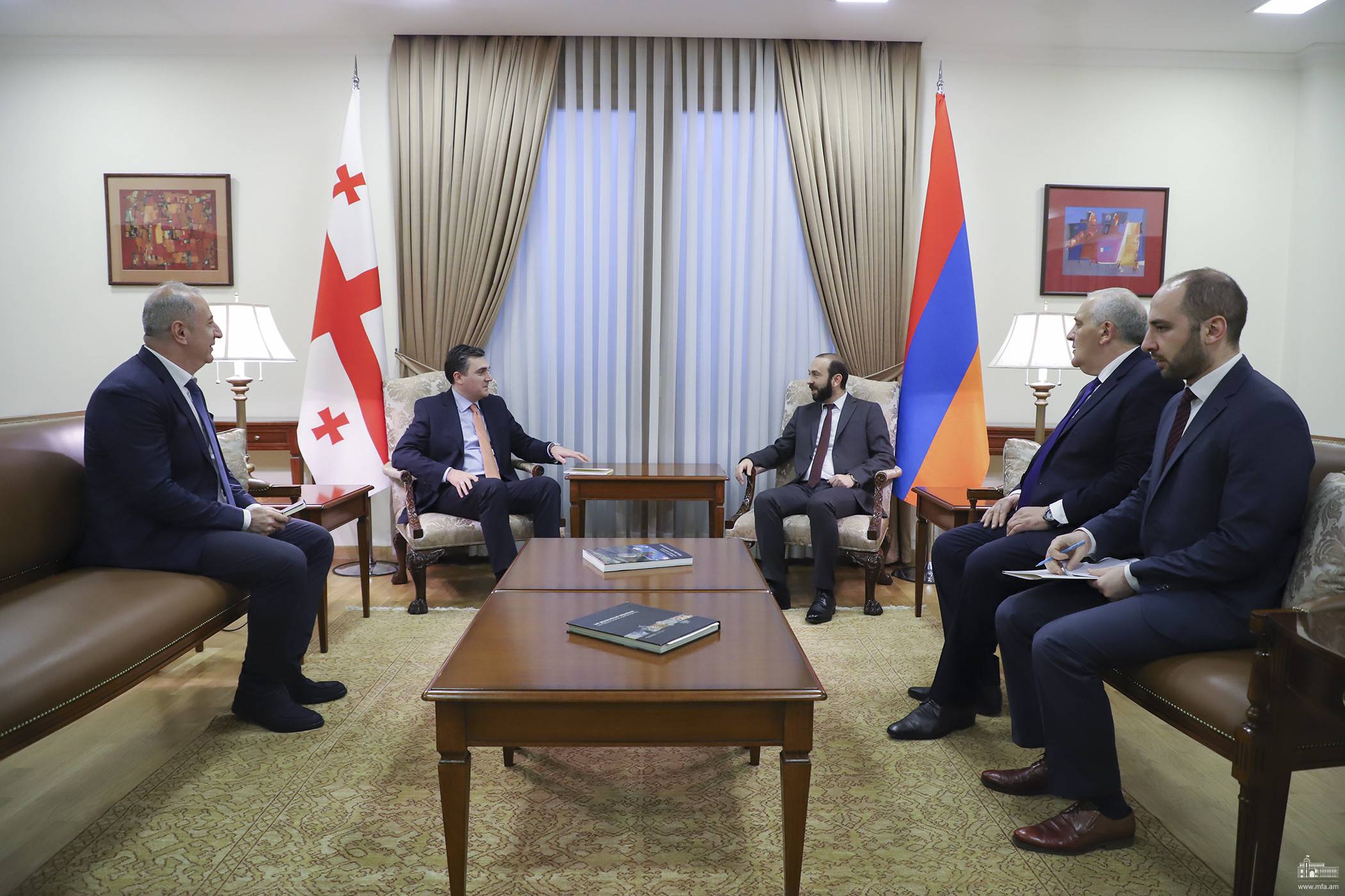 Միրզոյանը Դարչիաշվիլիին է ներկայացրել Հայաստանի դիրքորոշումը Ադրբեջանի հետ խաղաղության պայմանագրի շուրջ բանակցությունների վերաբերյալ