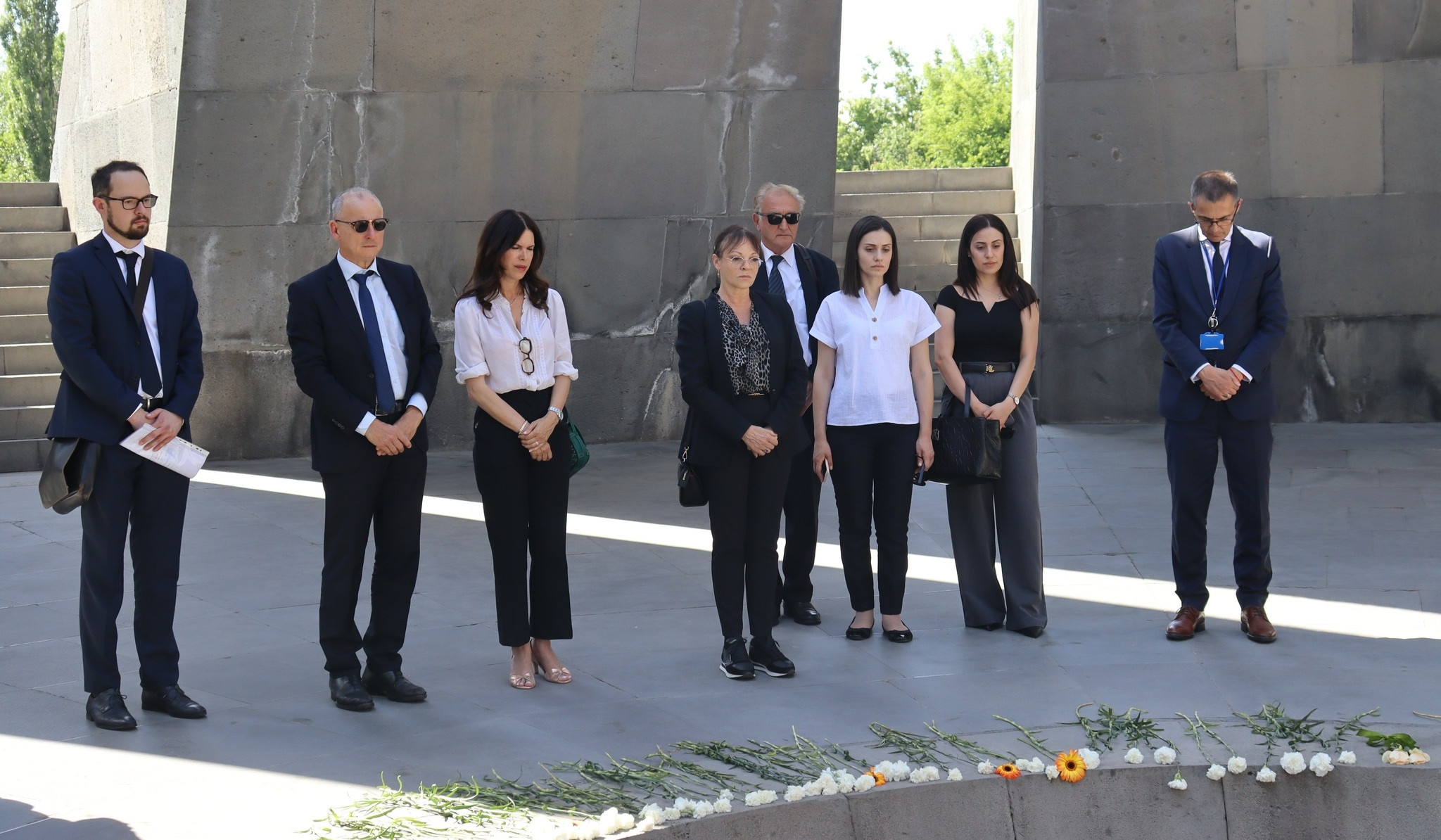 Ֆրանսիայի Էքս Ան Պրովանսի քաղաքապետն այցելել է Հայոց ցեղասպանության հուշահամալիր