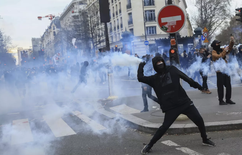 Ֆրանսիայում բողոքի ցույցերի ժամանակ ձերբակալվածների թիվը գերազանցել է 450-ը