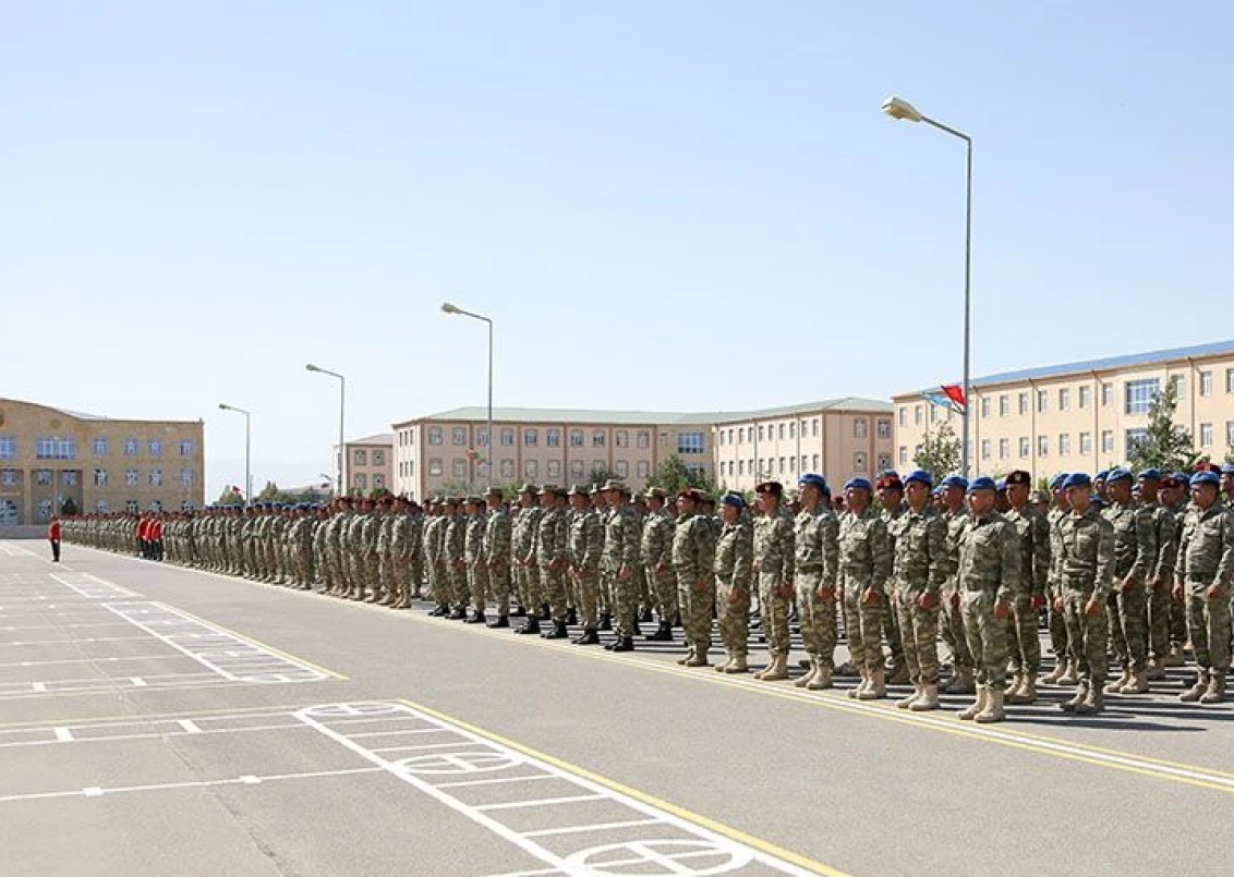 Նախիջևանում ծառայող զինվորականները բողոքում են, որ իրենց աշխատավարձերից պահումներ են անում՝ իբր ԼՂ-ի շինարարությանն ուղղելու համար. ադրբեջանագետ