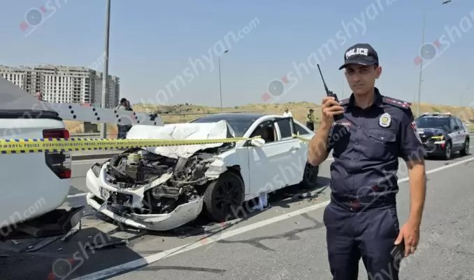 Աշտարակի խճուղում բախվել են «Mitsubishi»-ն, «Hyundai»-ն և «Volkswagen»-ը․ կա վիրավոր