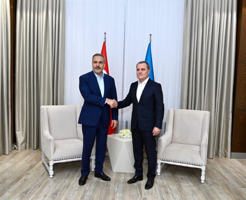 Հանդիպել են Բայրամովն ու Ֆիդանը