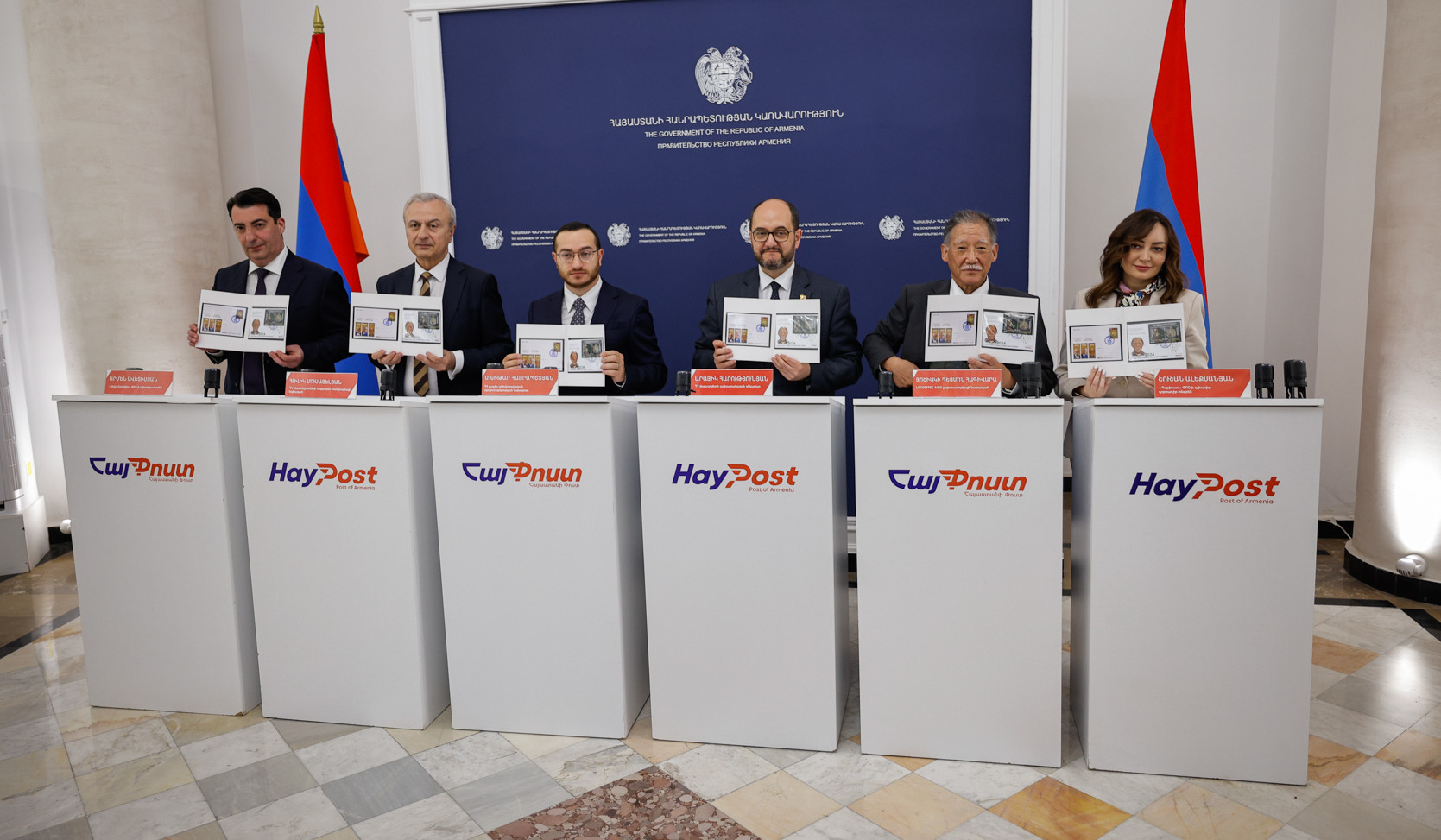 Արայիկ Հարությունյանը մասնակցել է «Բարձր տեխնոլոգիաների ոլորտում համաշխարհային ներդրման համար ՀՀ պետական մրցանակ» փոստային բացիկի և հատուկ ծրարի մարմանը