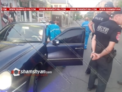 Արտակարգ դեպք՝ Երևանում. օգնություն ստացած Mercedes-ի վարորդը նախ բողոքում է, հետո Mercedes-ով հարվածում է Niissan-ին