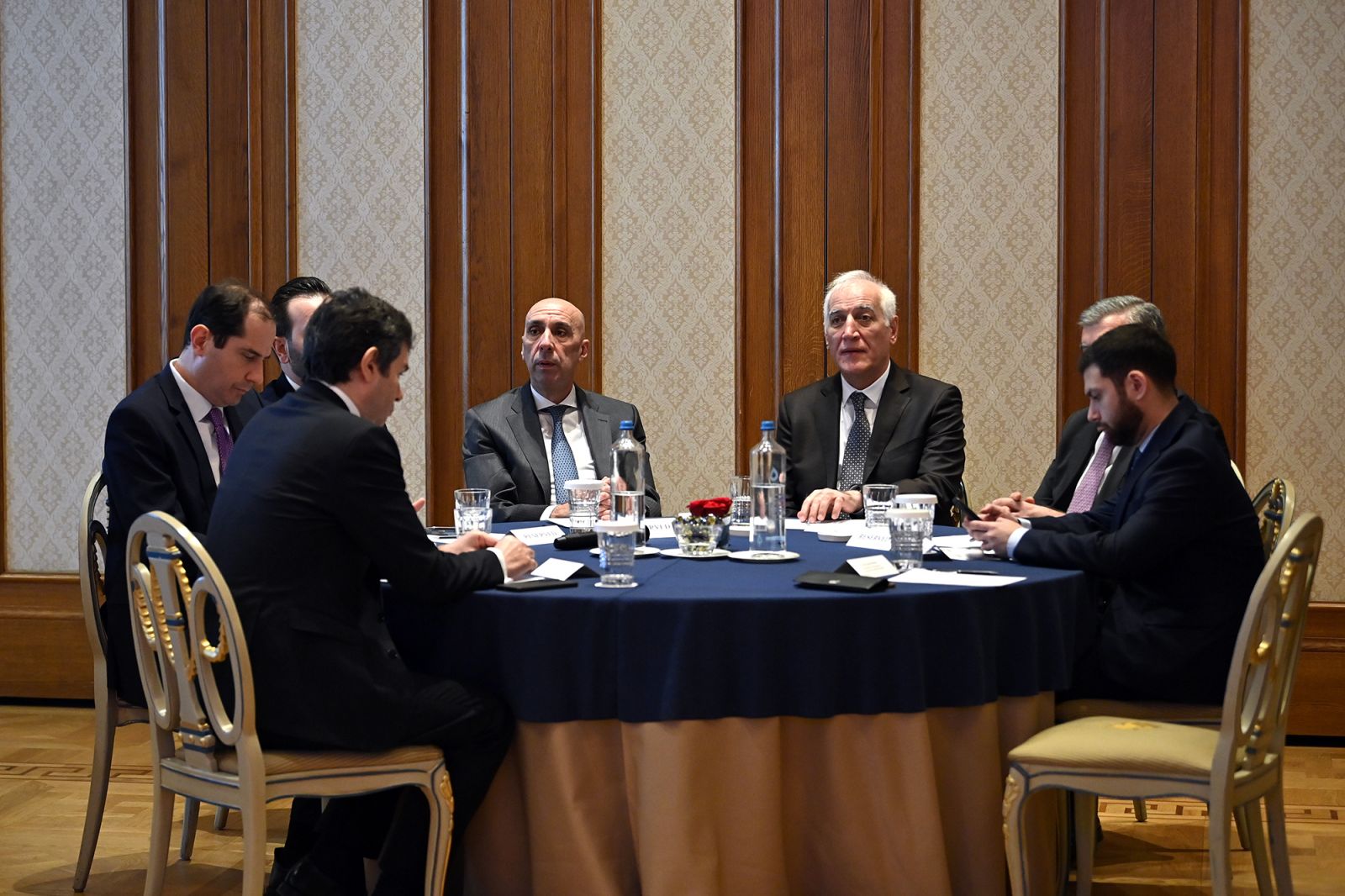 ՀՀ նախագահը հանդիպել է Հունաստանի գործարար շրջանակների ներկայացուցիչների հետ