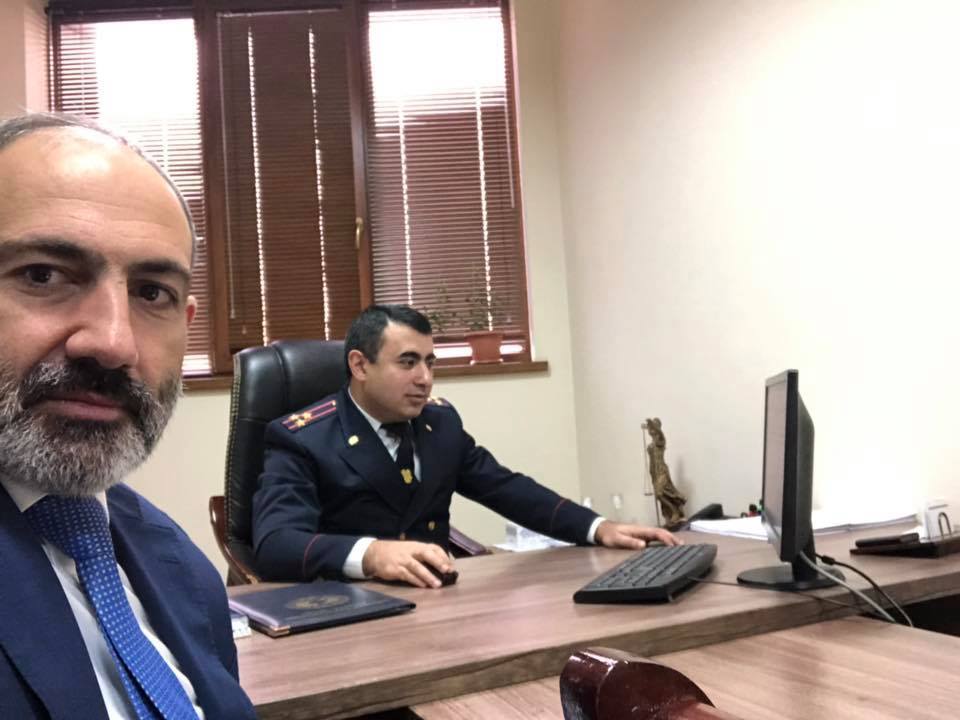 Ձեր կարծիքով հաճույքի՞ համար եմ սելֆի արել քննիչի սենյակում. Փաշինյան