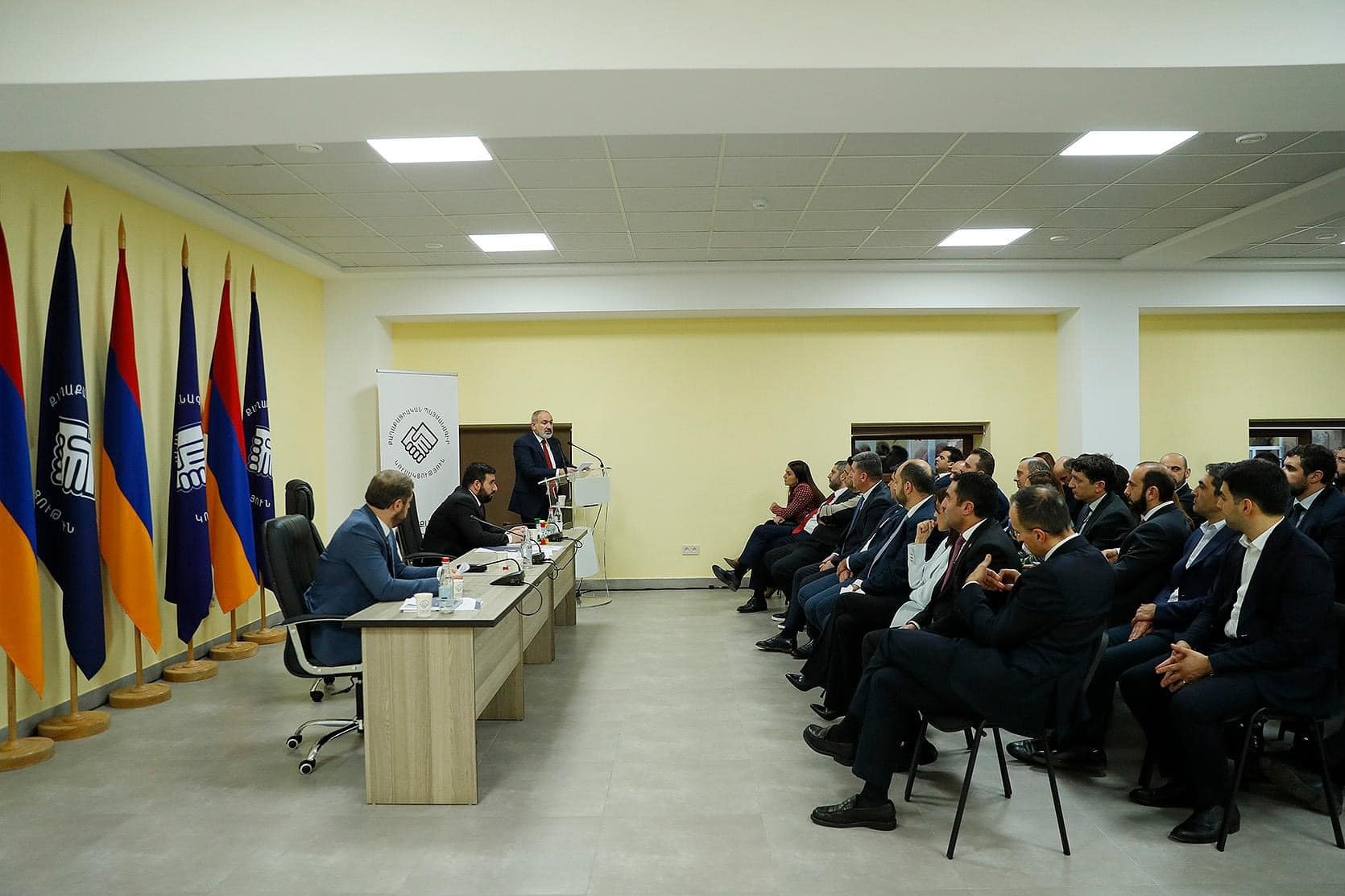ՔՊ-ն Գյումրիում ժողով է արել, քննարկվել են կոռուպցիայի դեմ պայքարի և արտաքին քաղաքական տեսլականին առնչվող հարցեր․ Ա․ Հարությունյան