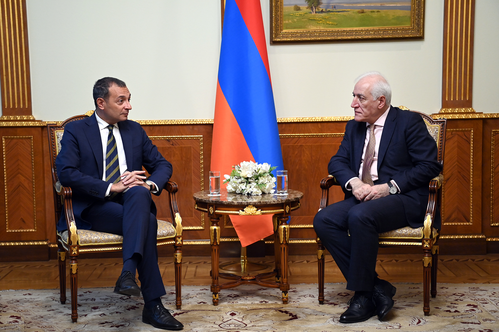 Նախագահ Վահագն Խաչատուրյանն ընդունել է Իտալիայի դեսպանին
