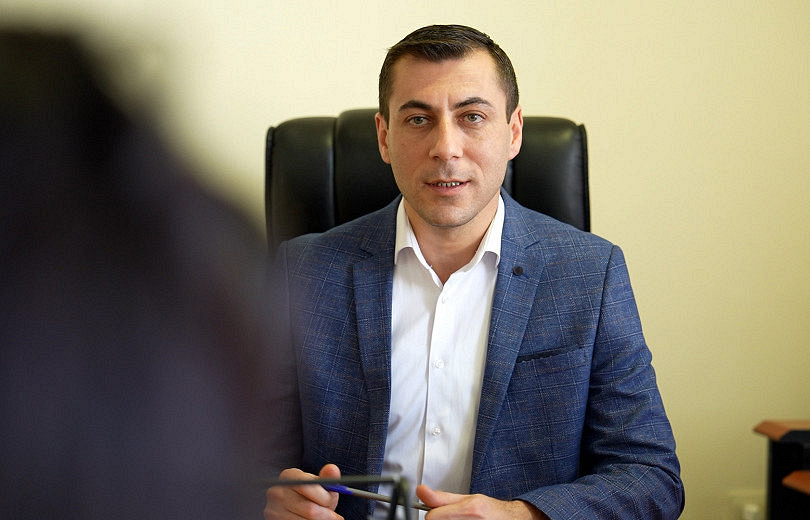 Ամենուր ձյուն կտեղա, լեռնային առանձին մարզերում բուք կլինի, ճանապարհներին՝ մերկասառույց. Սուրենյան