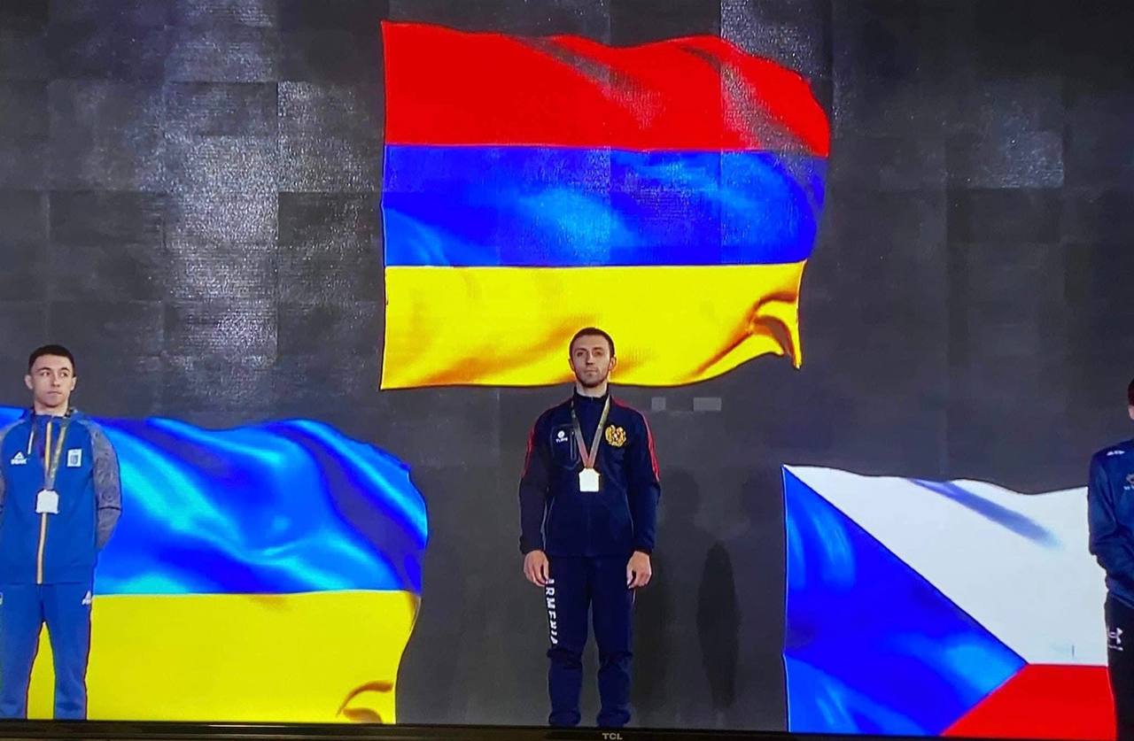 Армянский гимнаст Артур Давтян был объявлен абсолютным победителем Кубка мира