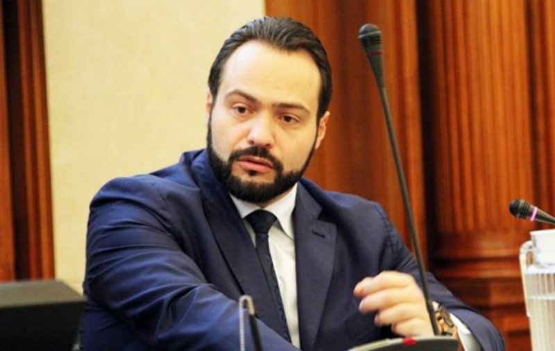 Ես Հայաստանի կողմից եմ. ԵԽ պատգամավորը ԵՄ-ին մեղադրել է երկակի ստանդարտներ կիրառելու մեջ