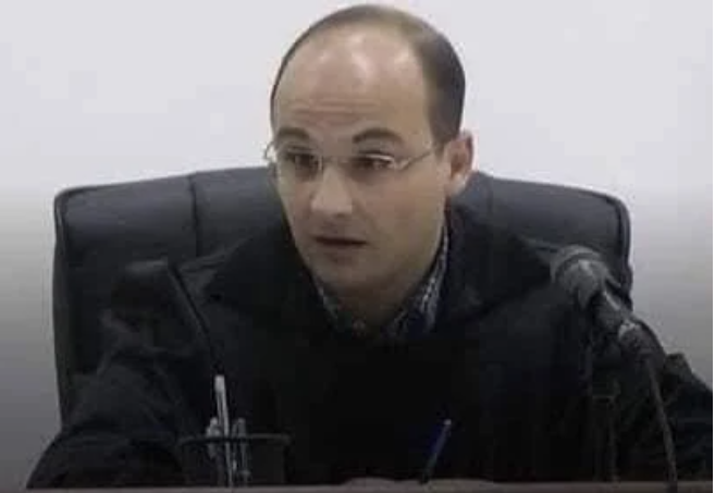 ԱԱԾ պետի տեղակալը նաև դատավոր է աշխատում. նոր աղմուկ է հասունանում. «Ժողովուրդ»