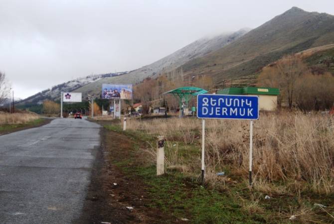 Ջերմուկի մոտ` ՀՀ օկուպացված տարածքում, Բաքուն ճանապարհ է կառուցում. Թաթոյան