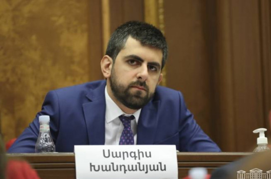 Ալեն Սիմոնյանի պաշտոնանկության հարց չի քննարկվում. Սարգիս Խանդանյան