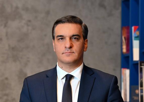 Քաղաքական հայտ՝ ի պաշտպանություն Հայաստանի Հանրապետության և հայ ժողովրդի. Արման Թաթոյանը հանդես է եկել հայտարարությամբ