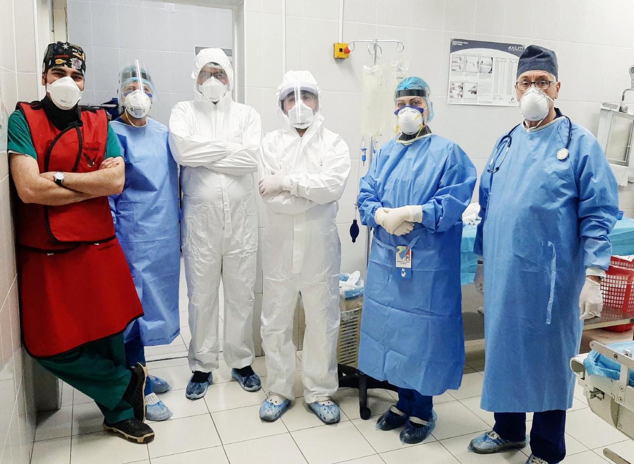 Երևանում բժիշկները շուրջ 3 ժամ բարդ վիրահատություն են իրականացրել և փրկել են COVID-19-ով վարակված 49 ամյա քաղաքացու կյանքը