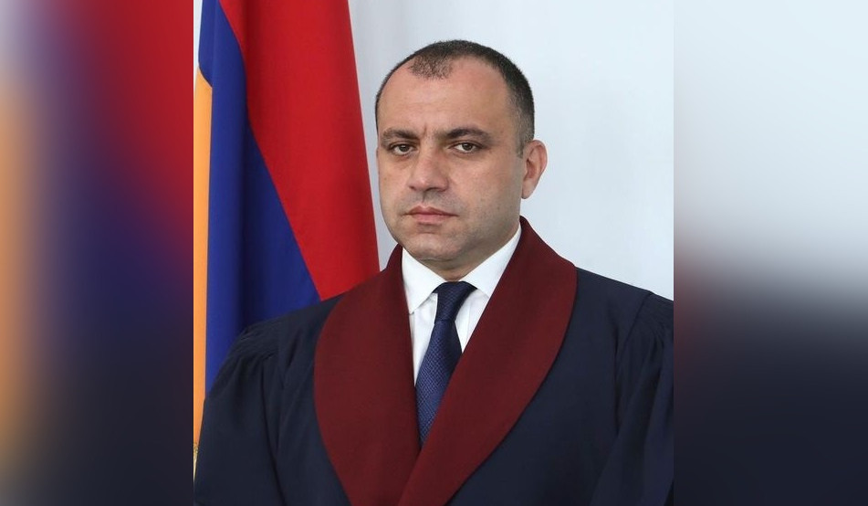 Այո´, Սահմանադրությունը չունի մեզ հուզող բոլոր հարցերի ուղիղ պատասխանները. ՍԴ նախագահ