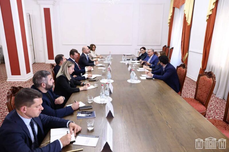 «Հայաստան» խմբակցության նախաձեռնությամբ հանդիպում է տեղի ունեցել տարբեր երկրների դեսպանությունների ներկայացուցիչների հետ