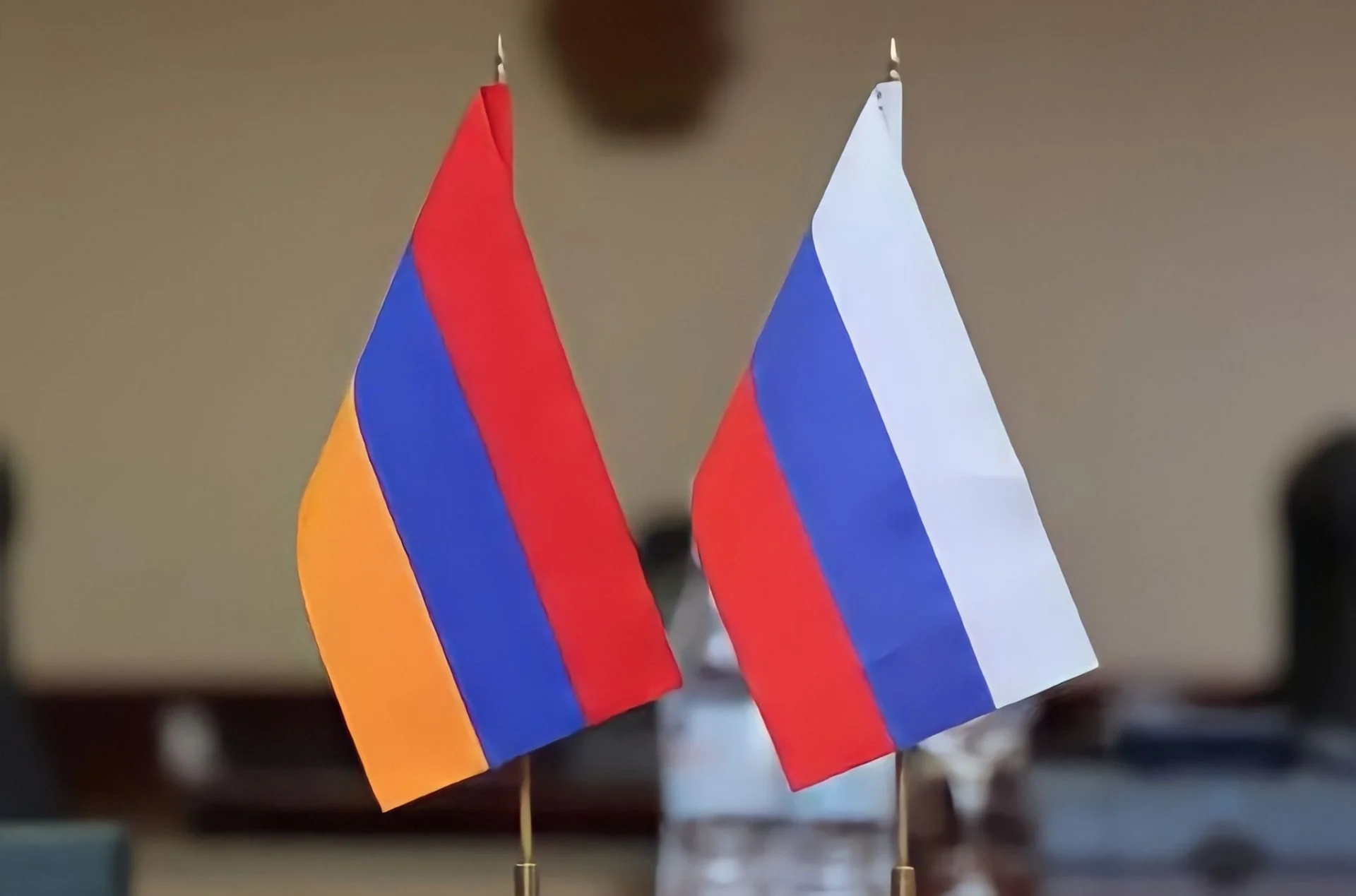 Հայկական կողմը ստացել է ՌԴ-ի նամակը վառելիքի և չմշակված ադամանդի մատակարարումների համաձայնագրի հնարավոր չեղարկման մասին