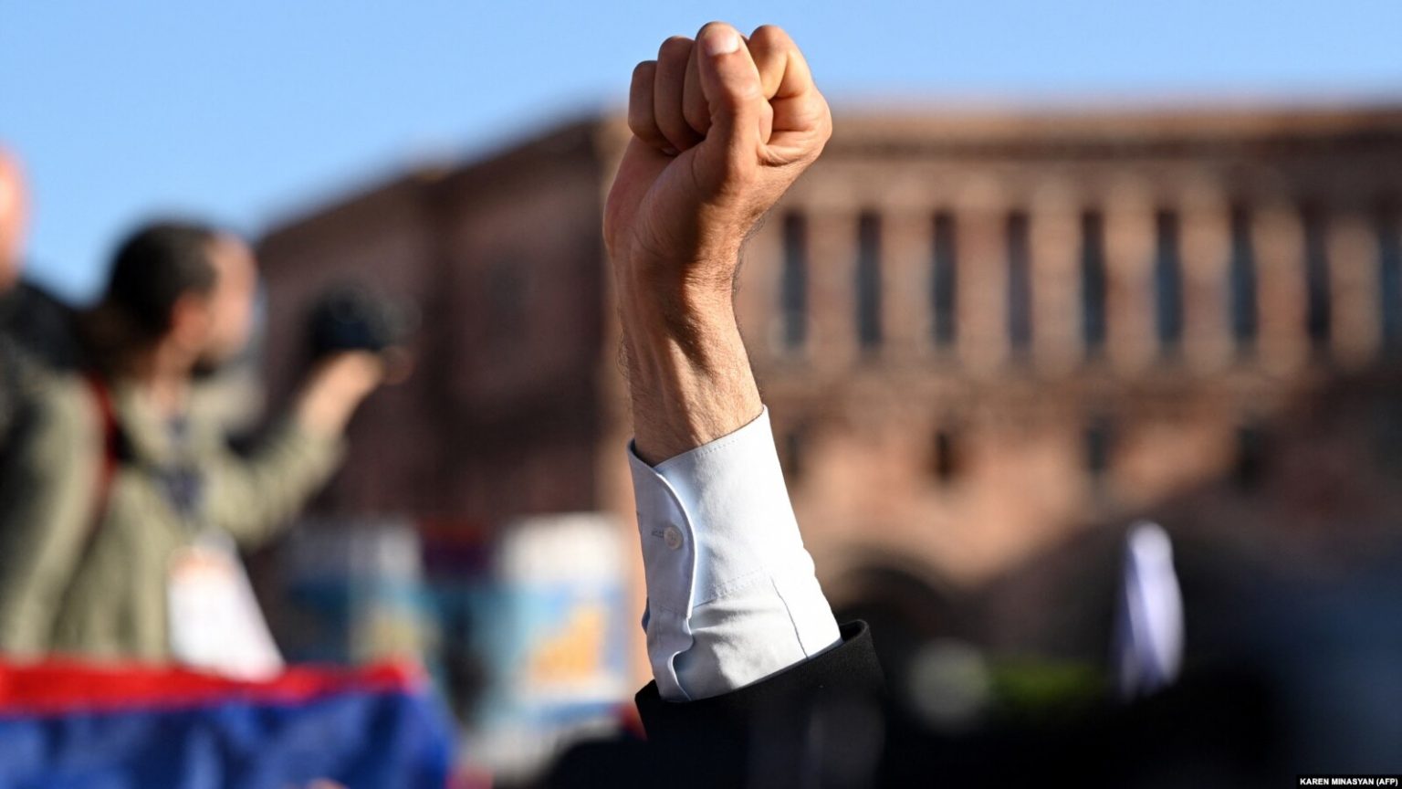 Economist Intelligence Unit. ՀՀ-ում ժողովրդավարությունը երկրորդ տարին անընդմեջ հետընթաց է արձանագրում