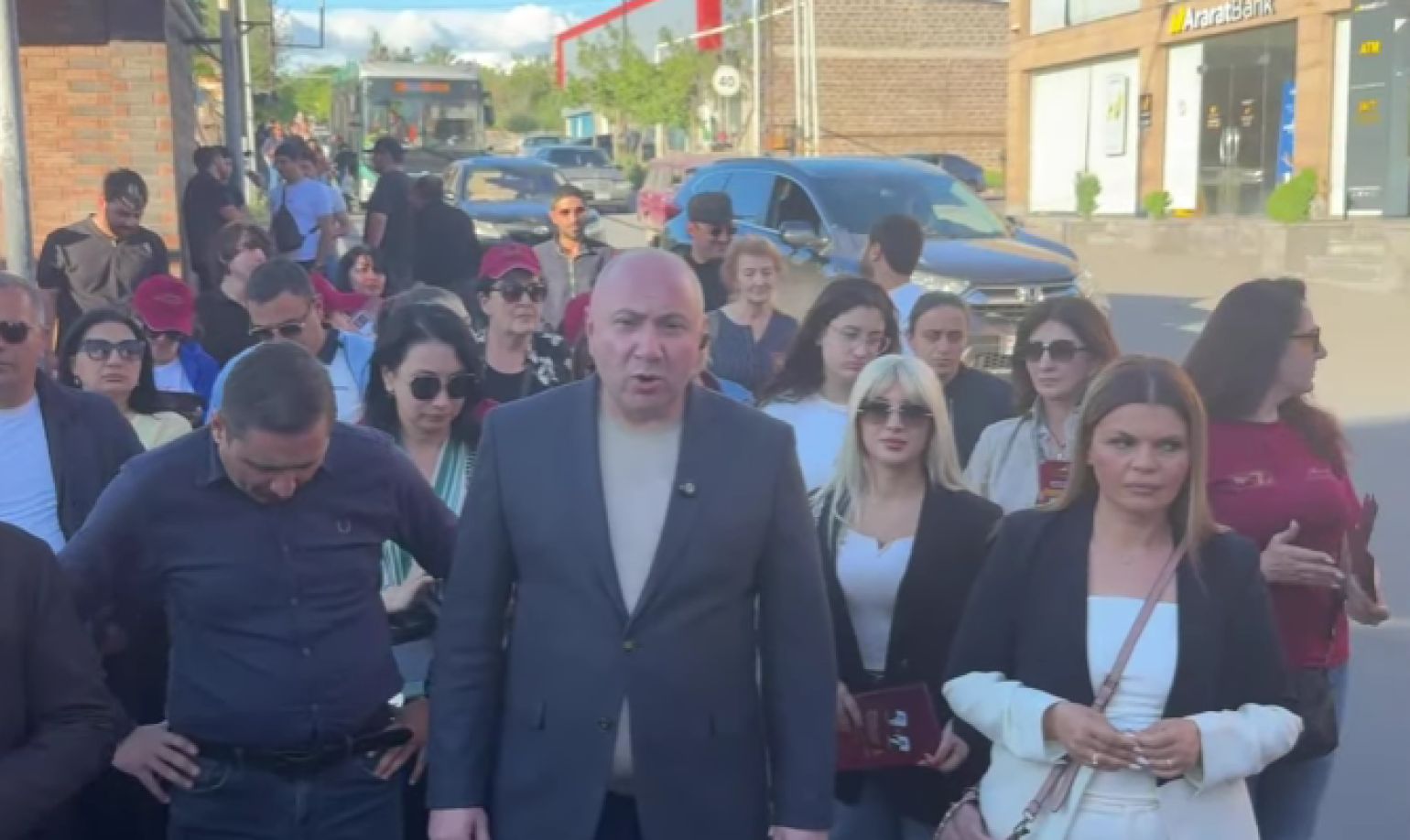 «Մայր Հայաստան» կուսակցությունը նախատեսում է Նուբարաշենում ստեղծել «քաղաքական ու կենցաղային աղբի վերամշակման կենտրոն»