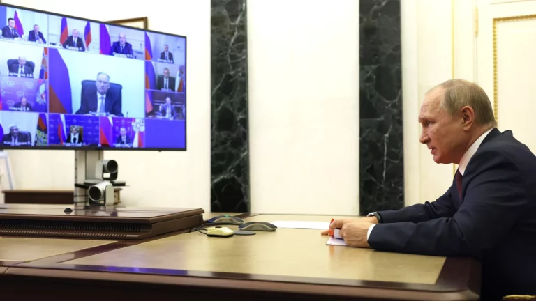 Պուտինն Անվտանգության խորհրդի անդամների հետ խորհրդակցություն կանցկացնի. Պեսկով