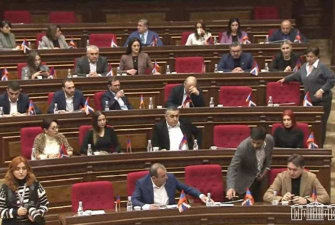 «Հայաստան» խմբակցությունը նոր պատգամավորներ ունի. նրանք երդմամբ ստանձնեցին մանդատները