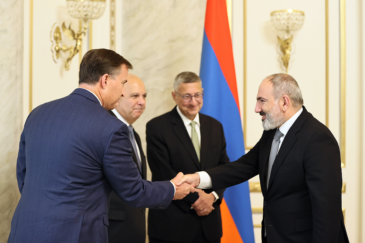 Премьер-министр Пашинян принял представителей Армянской ассамблеи Америки