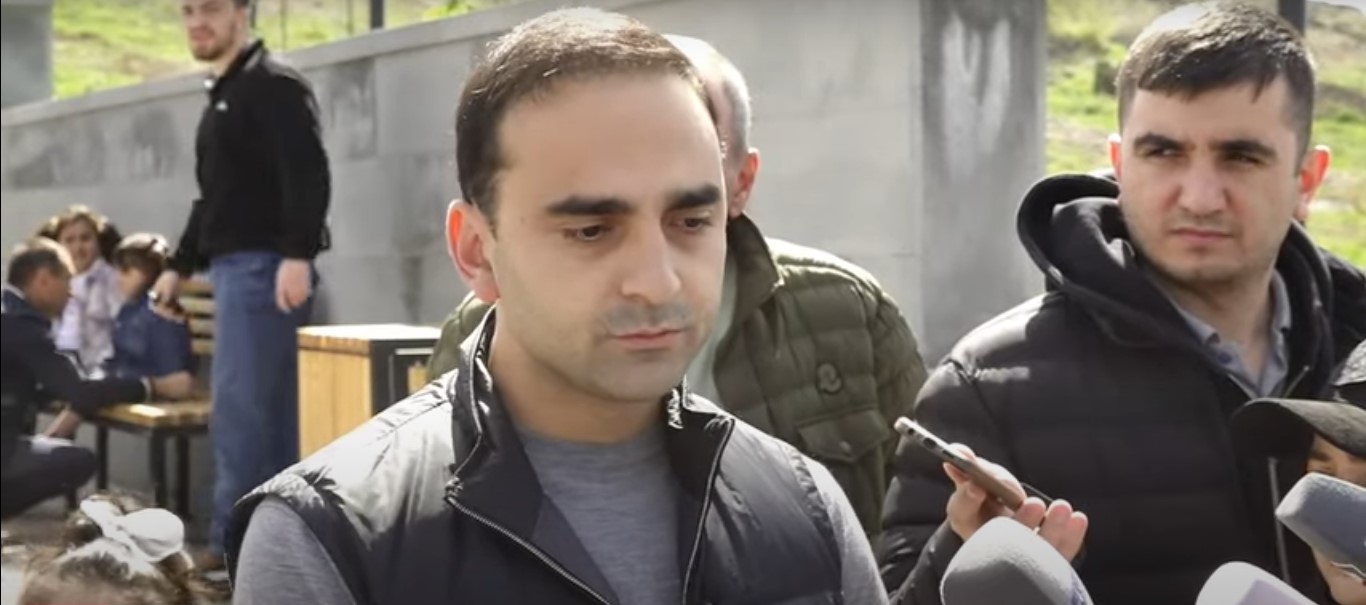 Տիգրան Ավինյանի հոր անունո՞վ են  սակուրայի տնկիները ներկրվել Հայաստան. քաղաքապետը չցանկացավ մեկնաբանել