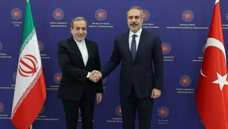 Թուրքիայի և Իրանի ԱԳ նախարարները քննարկել են տարածաշրջանային իրավիճակը