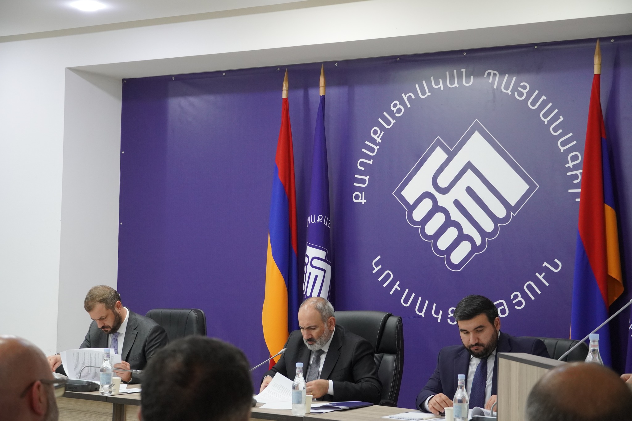 Վարչապետի գլխավորությամբ անցկացվել է «Քաղաքացիական պայմանագիր» կուսակցության Նախաձեռնող խմբի նիստը