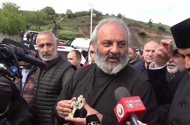 Որեւէ ժամանակ պատրաստ ենք խոսելու ՔՊ-ի հետ, առիթն էլ կգա մեր կողմից նախաձեռնելու, մենք կասենք՝ երբ. Բագրատ Սրբազան