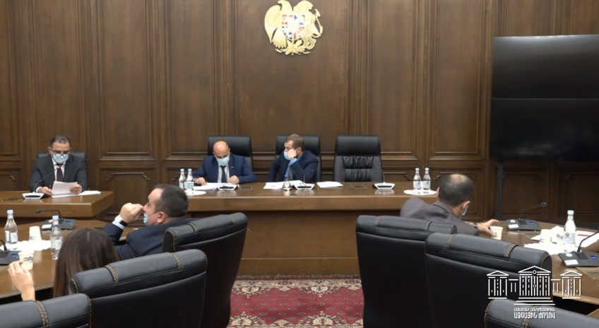 ԱԺ-ում քննարկվում է 2022 թվականի պետական բյուջեի նախագիծը․ Ուղիղ