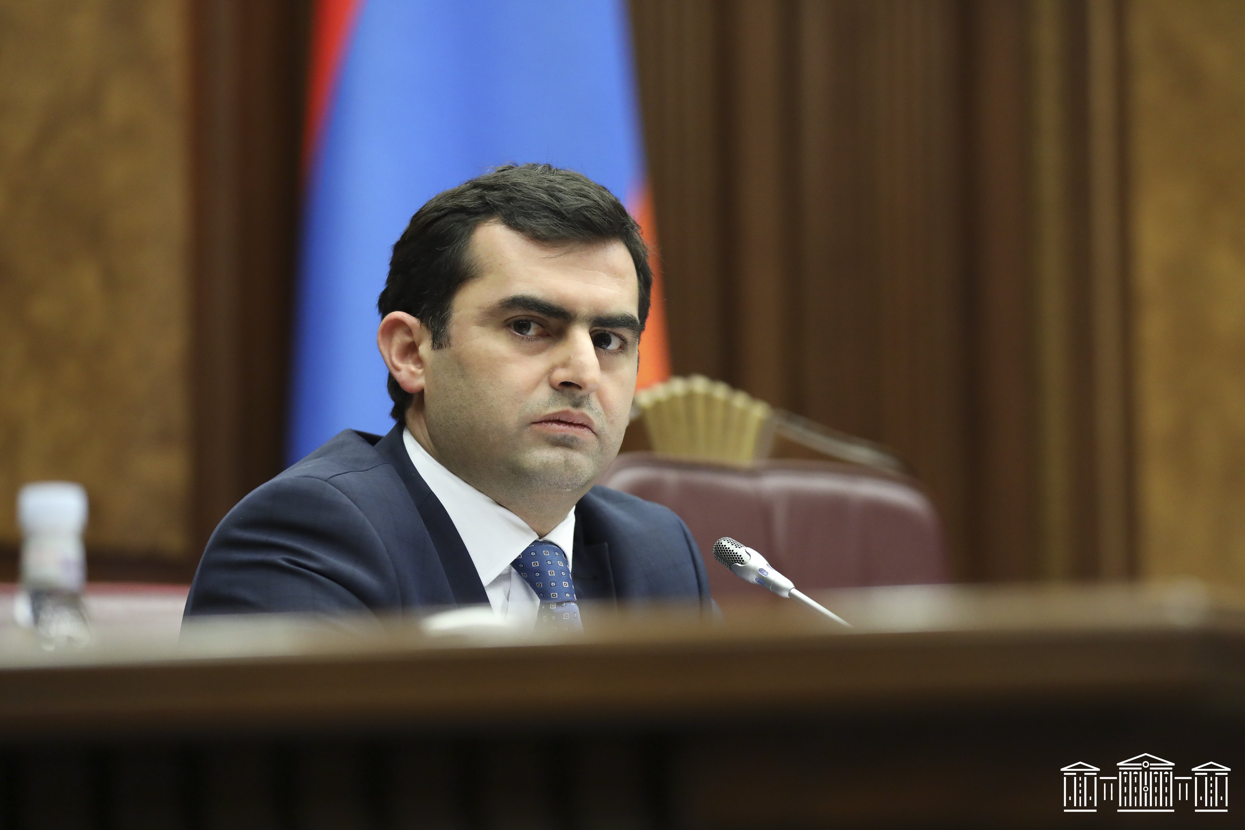 Ղարաբաղը հայրենիք է, իսկ Մեղրին՝ ո՞չ. Արշակյանը ՀՀ նախկին նախագահների ելույթներից հատվածներ հրապարակեց