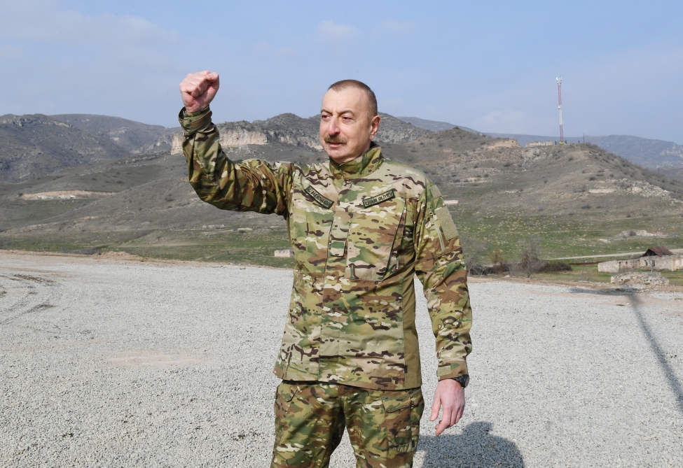 «Они должны понять, что мы контролируем все»: Алиев 