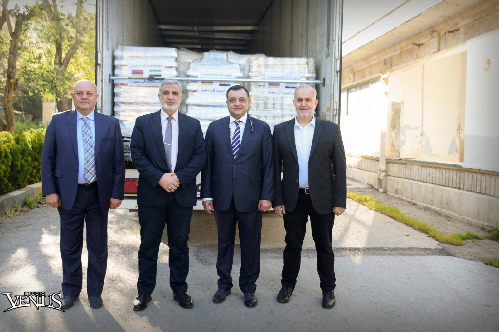 Սիրիայում ՀՀ դեսպանը Հալեպի փոխնահանգապետին է հանձնել Հայաստանից ուղարկված մարդասիրական օգնությունը