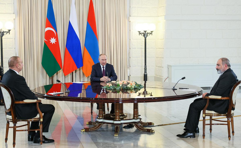 Վլադիմիր Պուտինն առանձին, ոչ պաշտոնական հանդիպումներ կունենա Նիկոլ Փաշինյանի և Իլհամ Ալիևի հետ. Պեսկով