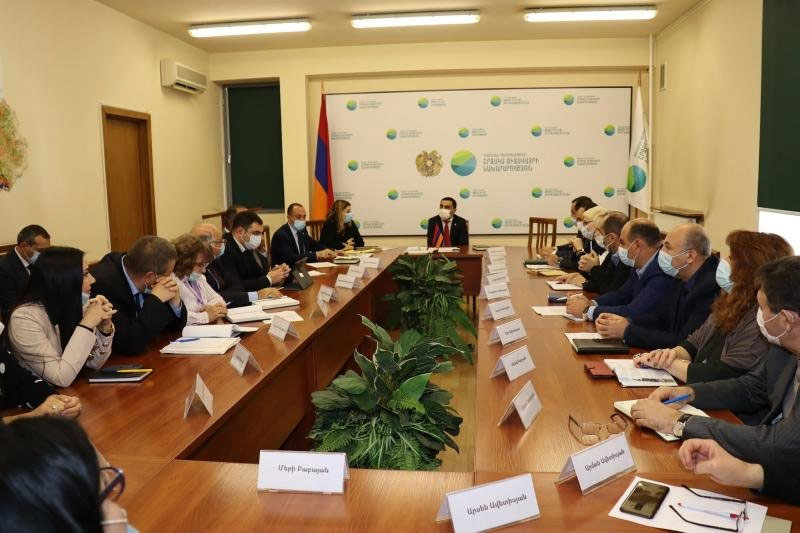 Շրջակա միջավայրի նախարարն ընդլայնված խորհրդակցություն է անցկացրել