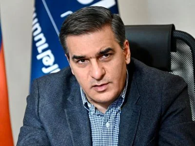 Արման Թաթոյանը դասախոսել է Մոսկվայի Մ.Վ. Լոմոնոսովի անվան համալսարանում