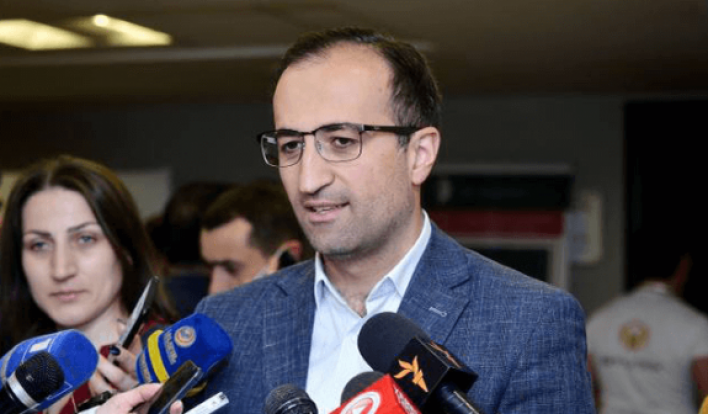 Նախարարությունը Մարալիկի ծննդատան փակվելու որոշումով ֆինանսական տնտեսում չի անում․ Արսեն Թորոսյան