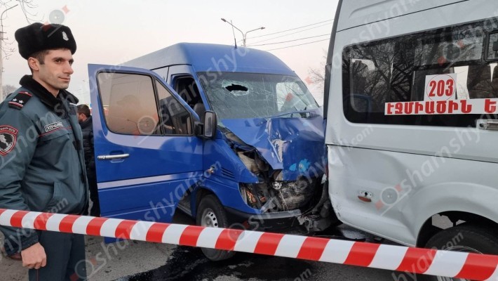 1 զոհ, 7 վիրավոր․ բախվել են Էջմիածին-Երևան երթուղու մարդատար «Gazel»-ն ու «Ford Transit»-ը