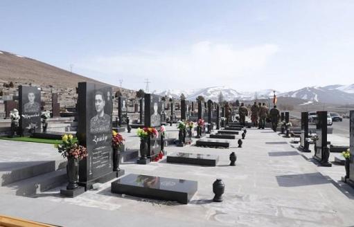 Դեկտեմբերի 31-ին Գյումրու Անկախության հրապարակից Շիրակ գերեզմանատուն կկազմակերպվի անվճար ուղևորափոխադրում