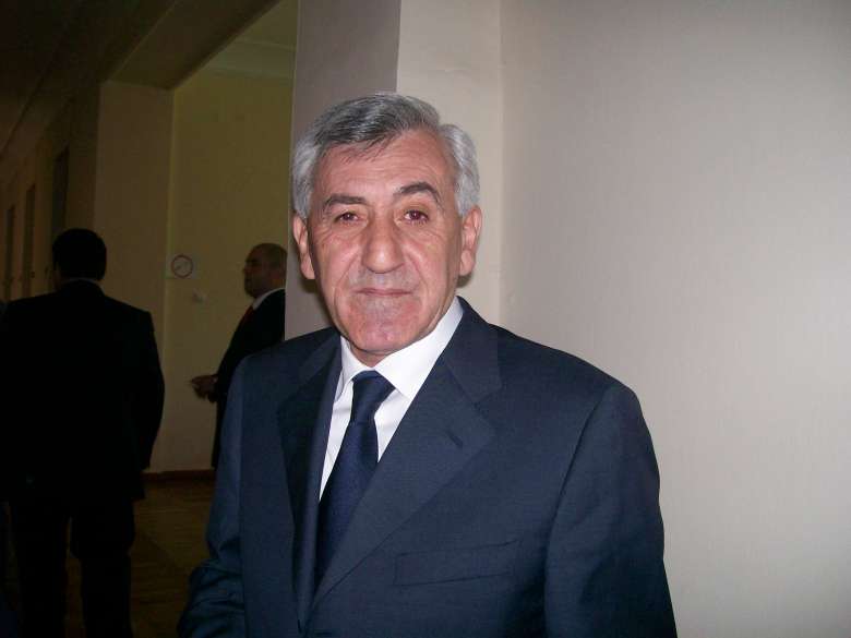 Պաշտպանության նախարարներն իրենց ազատումից հետո հանգրվանում են Ռուսաստանում. «Ժողովուրդ»