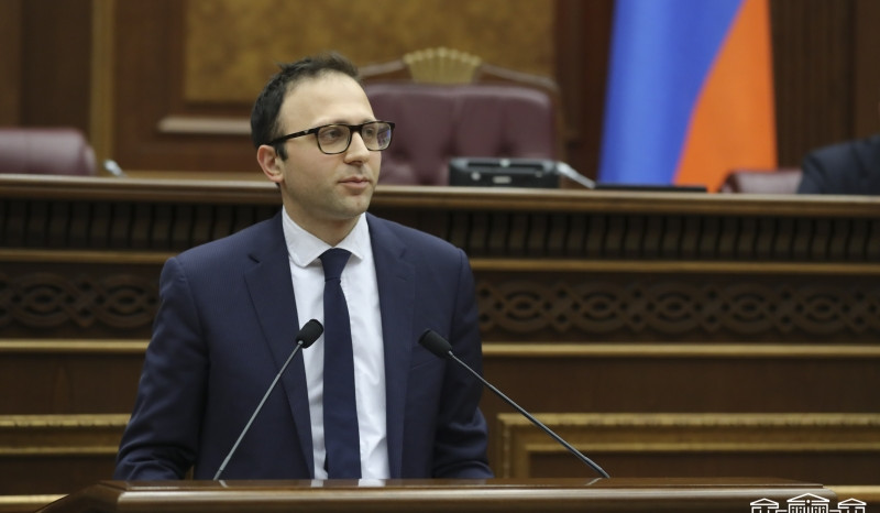 Արցախցիների կուտակային կենսաթոշակային ֆոնդերի գումարներն ապահով պահվում են. ԿԲ փոխնախագահ